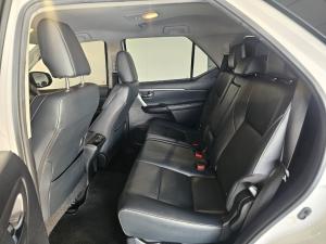 Toyota Fortuner 2.4GD-6 auto - Image 12