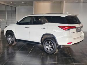 Toyota Fortuner 2.4GD-6 auto - Image 4