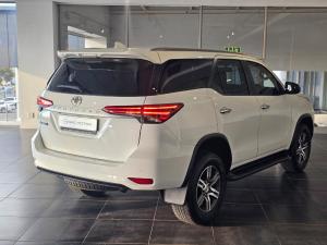 Toyota Fortuner 2.4GD-6 auto - Image 5