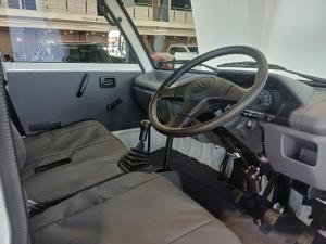 Suzuki Super Carry 1.2 - Image 12