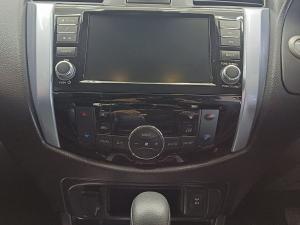 Nissan Navara 2.5DDTi double cab LE Plus - Image 15