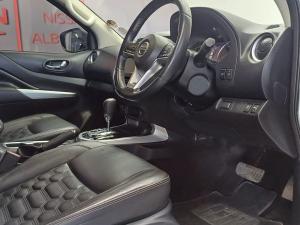 Nissan Navara 2.5DDTi double cab LE Plus - Image 9
