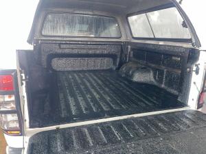 Ford Ranger 2.2TDCi double cab Hi-Rider XLS - Image 9