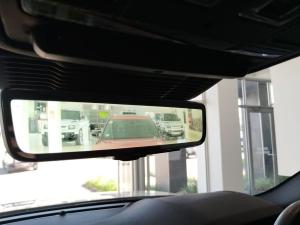 Land Rover Range Rover Evoque D200 R-Dynamic SE - Image 18