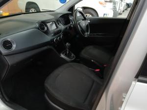 Hyundai Grand i10 1.2 Fluid auto - Image 7