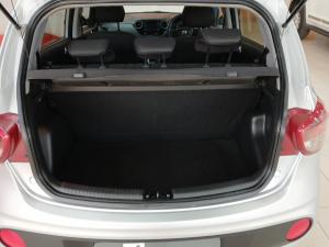 Hyundai Grand i10 1.2 Fluid auto - Image 11