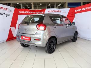 Toyota Vitz 1.0 XR manual - Image 2