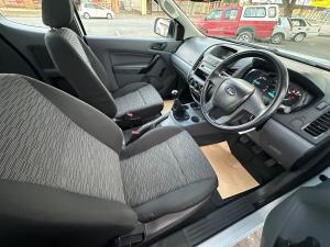 Ford Ranger 2.2TDCi SuperCab Hi-Rider - Image 13