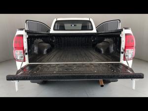 Toyota Hilux 2.0 single cab S (aircon) - Image 17