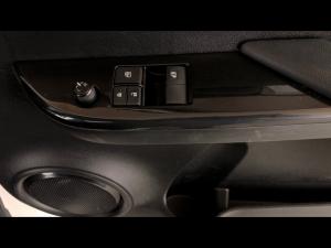 Toyota Hilux 2.0 single cab S (aircon) - Image 27