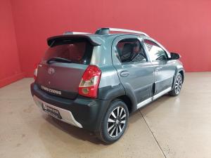 Toyota Etios Cross 1.5 Xs - Image 2