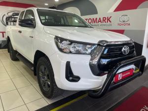 Toyota Hilux 2.4GD-6 Xtra cab Raider manual - Image 1