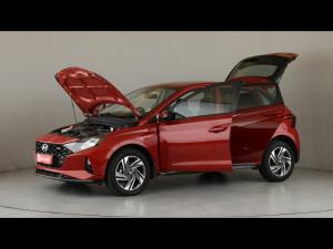 Hyundai i20 1.0T Fluid auto - Image 12