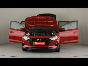 Hyundai i20 1.0T Fluid auto - Image 13