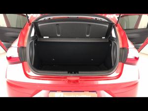 Hyundai i20 1.0T Fluid auto - Image 18