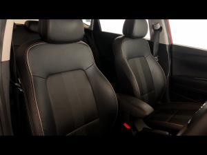 Hyundai i20 1.0T Fluid auto - Image 29