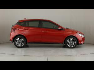 Hyundai i20 1.0T Fluid auto - Image 3
