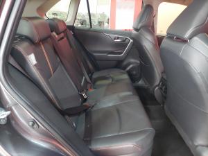 Toyota RAV4 2.5 Hybrid GX-R E-Four - Image 11