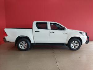 Toyota Hilux 2.4GD-6 double cab 4x4 SRX auto - Image 3