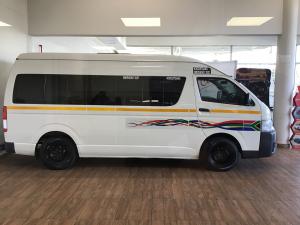 Toyota Quantum 2.5D-4D GL 14-seater bus - Image 3