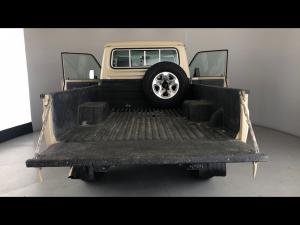 Toyota Land Cruiser 79 4.5D-4D LX V8 single cab - Image 18