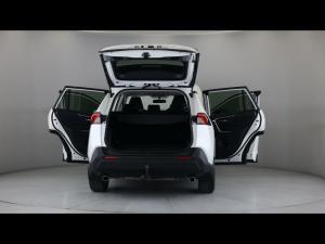 Toyota RAV4 2.0 GX auto - Image 9