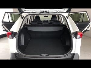 Toyota RAV4 2.0 GX auto - Image 18