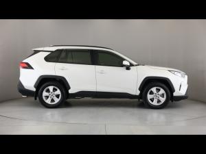 Toyota RAV4 2.0 GX auto - Image 3