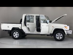 Toyota Land Cruiser 79 79 4.2D double cab - Image 14