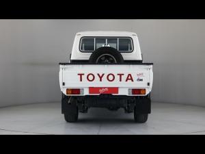 Toyota Land Cruiser 79 79 4.2D double cab - Image 4