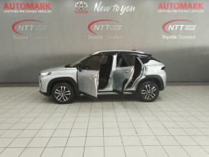 Toyota Starlet Cross 1.5XR automatic - Image 12
