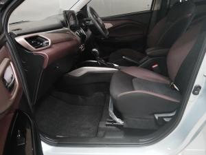 Toyota Starlet Cross 1.5XR automatic - Image 7