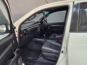Toyota Hilux 2.8 GD-6 RB Legend RS 4X4 automaticD/C - Image 7
