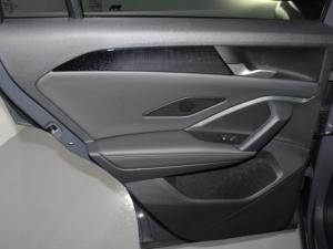 Volkswagen Tiguan 2.0 TDI Life 4M DSG - Image 13