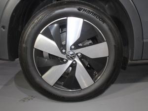 Volkswagen Tiguan 2.0 TDI Life 4M DSG - Image 21