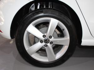 Volkswagen Polo Vivo 1.4 Comfortline - Image 21