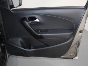 Volkswagen Polo Vivo 1.6 Comfortline TIP - Image 15