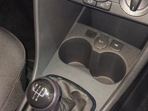 Volkswagen Polo Vivo 1.4 Life - Image 19