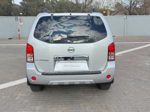 Nissan Pathfinder 2.5 dCi LE automatic - Image 5