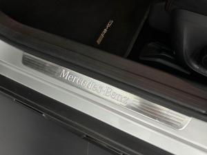 Mercedes-Benz GLA 220dautomatic 4MATIC - Image 11