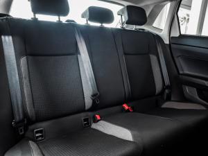 Volkswagen Polo hatch 1.0TSI Life auto - Image 15