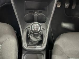 Volkswagen Polo Vivo hatch 1.4 Comfortline - Image 17