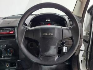 Isuzu D-Max Gen 6 250c single cab Fleetside - Image 11