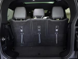 Land Rover Defender 130 D350 X-Dynamic HSE - Image 8