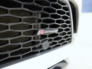 Land Rover Discovery Sport D200 R-Dynamic HSE - Image 15