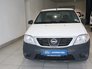 Nissan NP200 1.6i safety pack (aircon) - Image 9