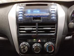 Toyota Yaris 1.5 Xi - Image 6