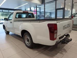 Isuzu D-Max Gen 6 250c single cab - Image 3