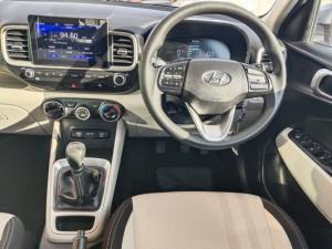 Hyundai Venue 1.2 Premium - Image 8