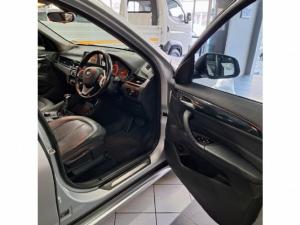 BMW X1 xDrive20i auto - Image 8